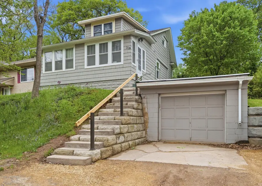 309 Etna Street, Saint Paul, MN 55106 - #2