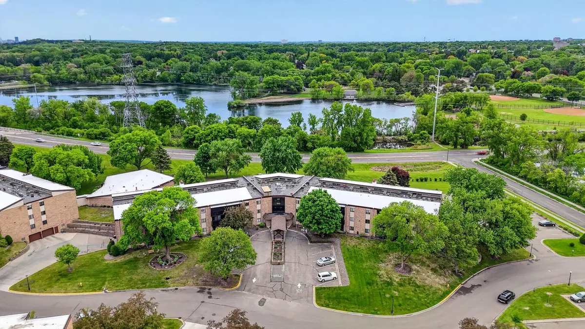 2680 Oxford Street N #108, Roseville, MN 55113 - #1