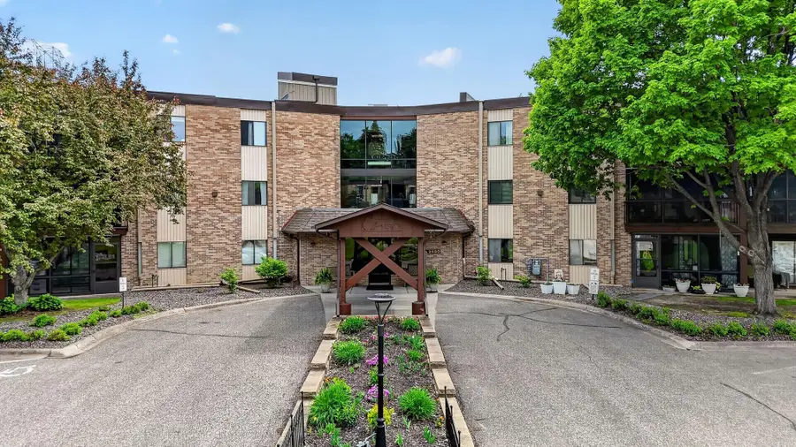 2680 Oxford Street N #108, Roseville, MN 55113 - #2
