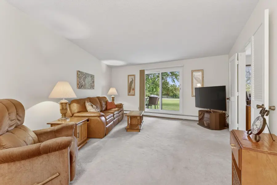 2680 Oxford Street N #108, Roseville, MN 55113 - #3