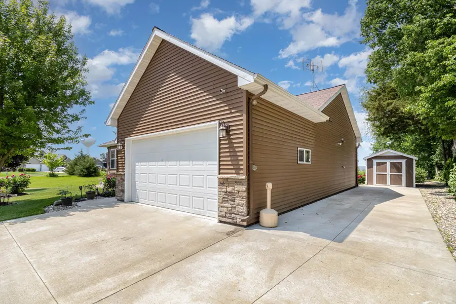 924 Mallard Lane, Belle Plaine, MN 56011 - #2