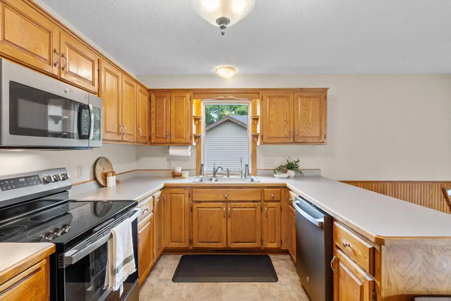13003 88th Avenue N, Maple Grove, MN 55369 - #3
