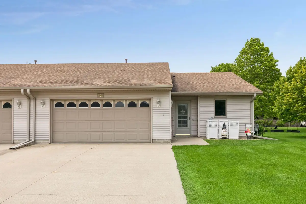 608 E Welco Drive, Montgomery, MN 56069 - #1