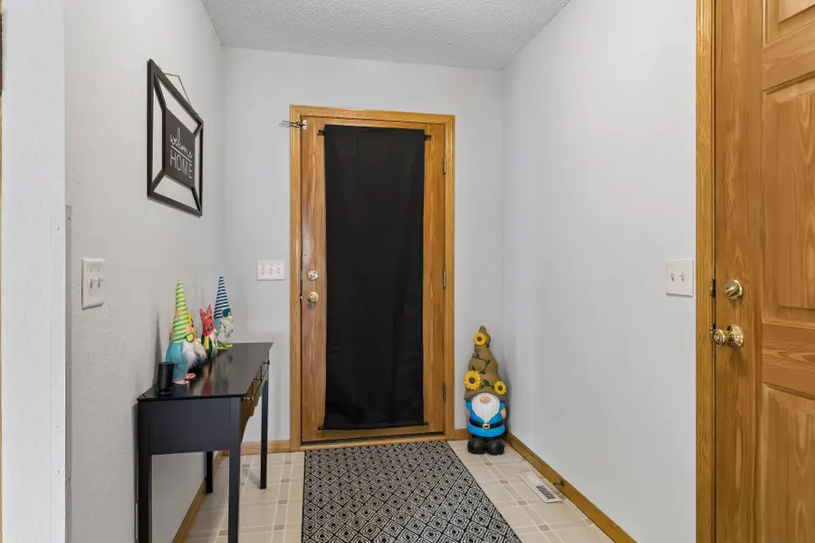 608 E Welco Drive, Montgomery, MN 56069 - #2