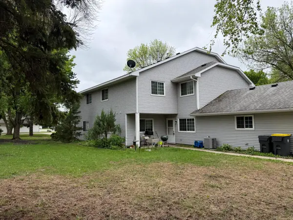 1622 Pleasant View Drive #C, North Mankato, MN 56003