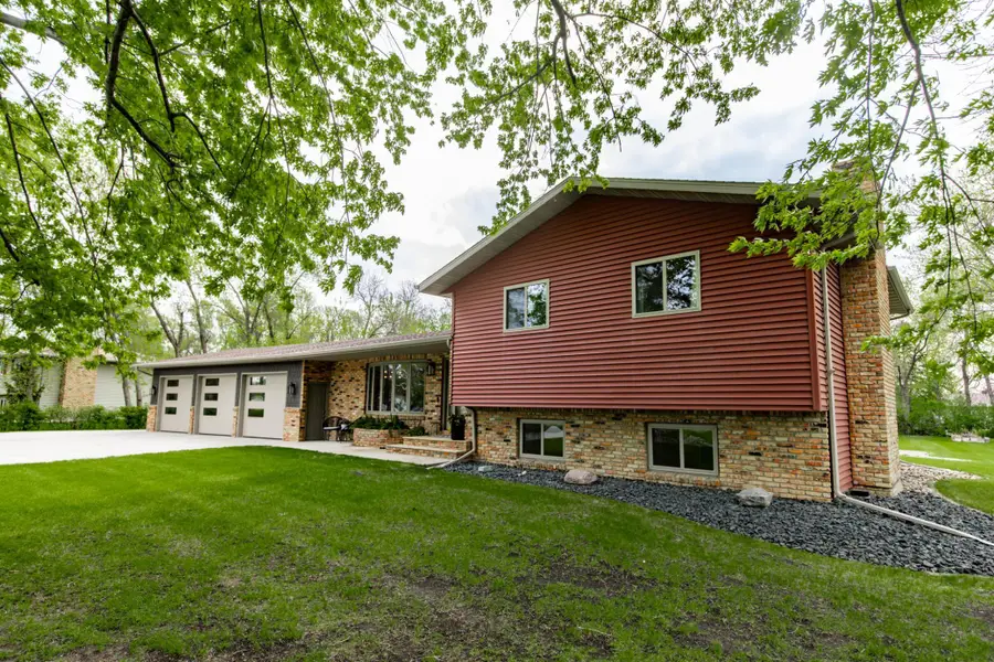7708 Aquarius Drive, Fargo, ND 58104 - #3