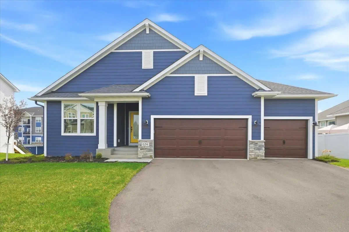 634 Elizabeth Way, Hudson, WI 54016 - #1