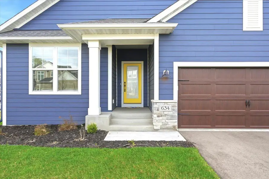 634 Elizabeth Way, Hudson, WI 54016 - #2