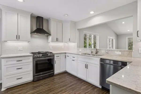 1691 Brueberry Lane, Arden Hills, MN 55112