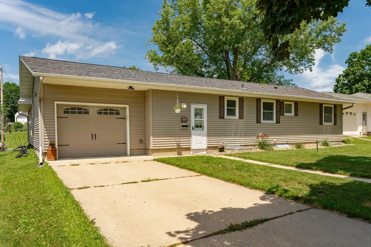 213 Division Street Ne, Chatfield, MN 55923 - #1