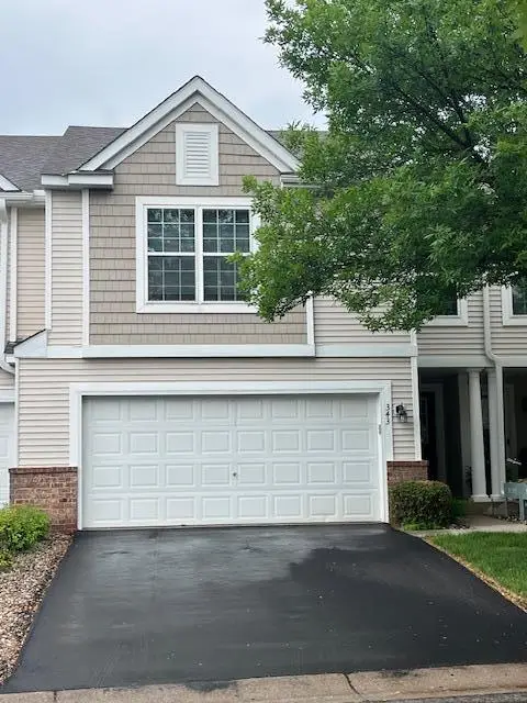 343 Wagon Wheel Lane, Chaska, MN 55318