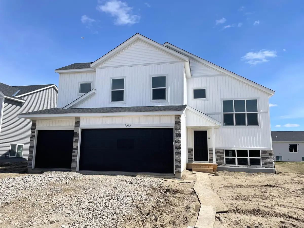 19847 Enfield Avenue N, Forest Lake, MN 55025 - #1