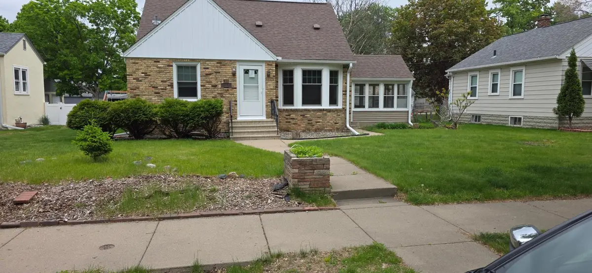 4030 Vera Cruz Avenue N, Robbinsdale, MN 55422 - #1