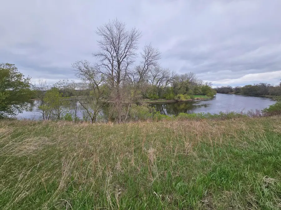305 Water Avenue S, Saint Hilaire, MN 56754 - #3