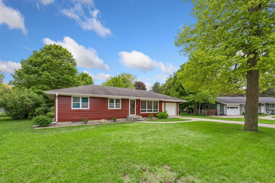 8 Central Lane, Northfield, MN 55057 - #2