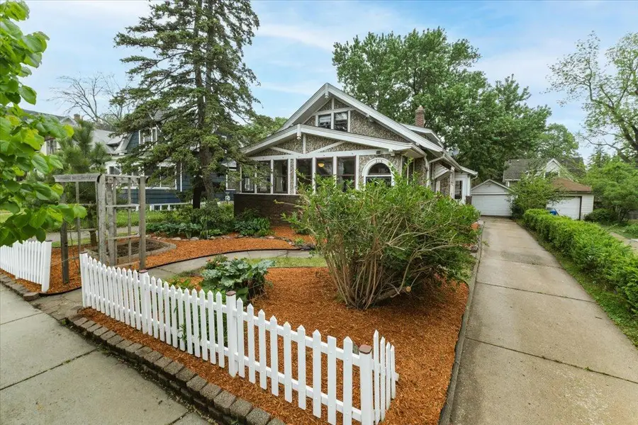 315 George Street W, Saint Paul, MN 55107 - #3