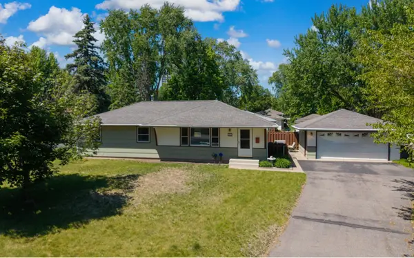 3110 W 82nd Street, Bloomington, MN 55431