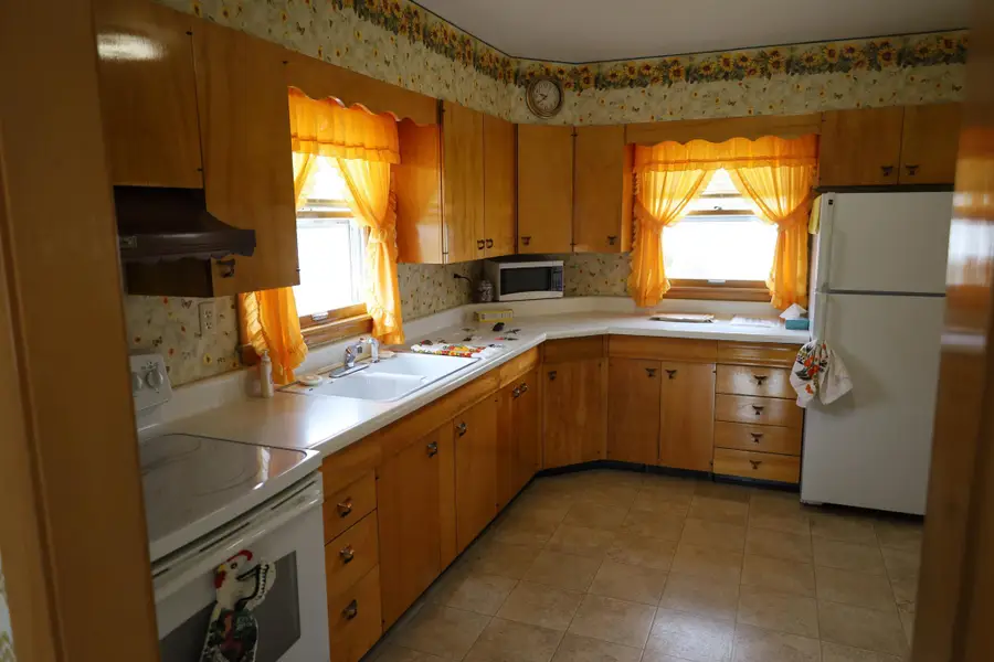 409 11th Street N, Breckenridge, MN 56520 - #2