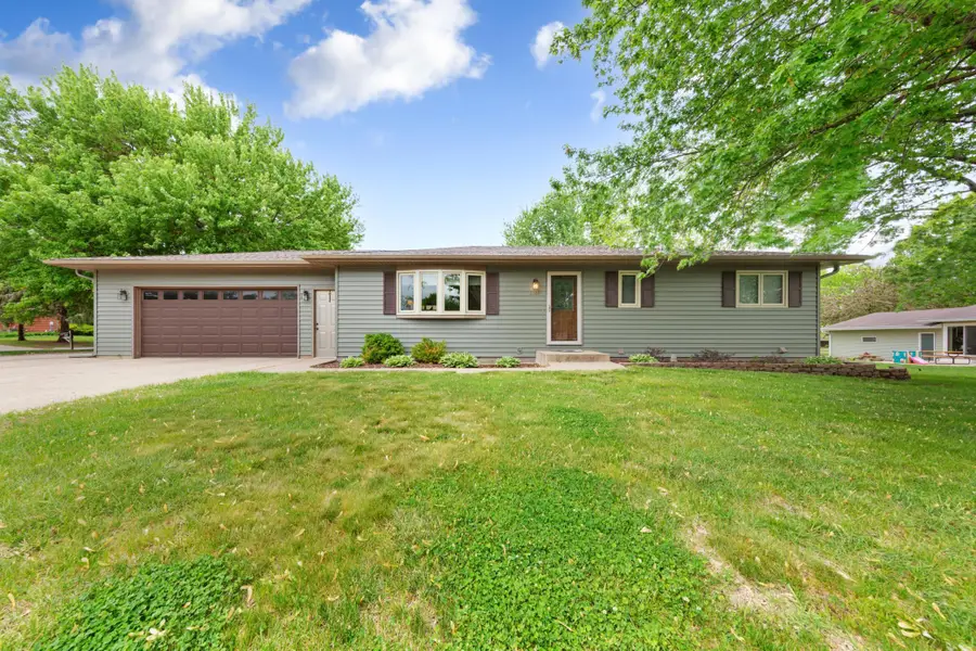 1724 Prairie Avenue Sw, Faribault, MN 55021 - #3