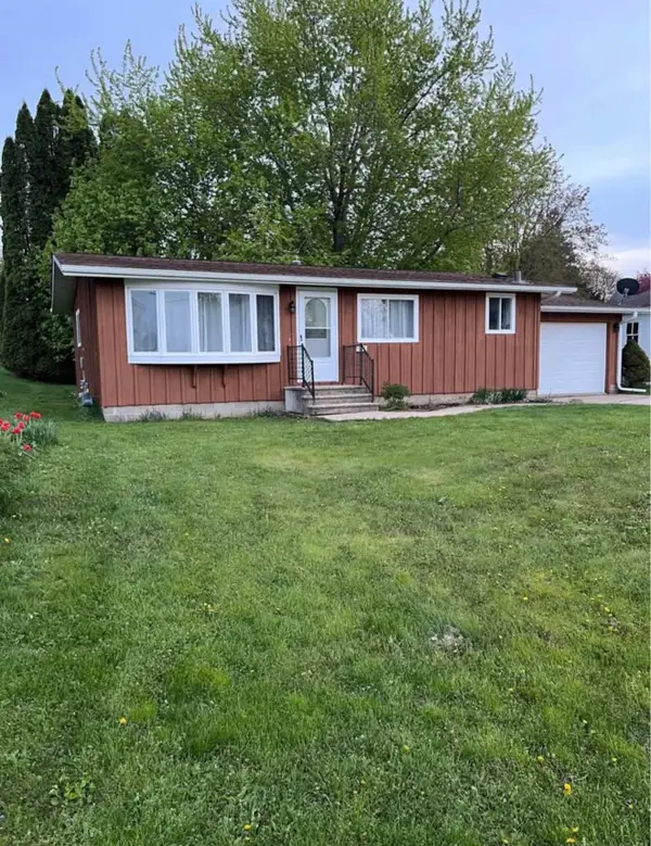 322 W Prairie Avenue, Mabel, MN 55954