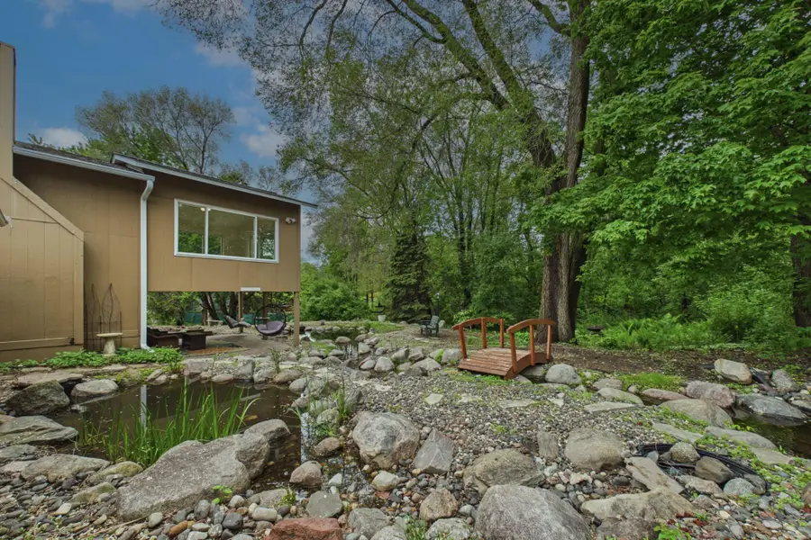10460 Buckingham Drive, Eden Prairie, MN 55347 - #3