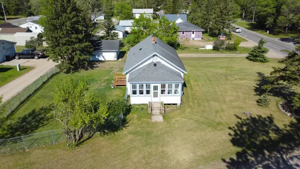 17 Balsam Avenue Nw, Menahga, MN 56464