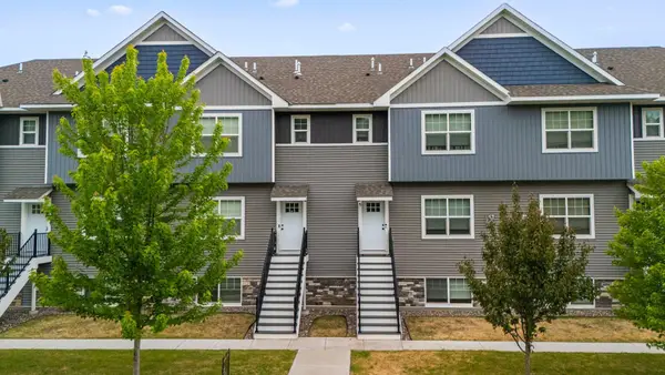 10241 3rd Street Ne #C, Blaine, MN 55434