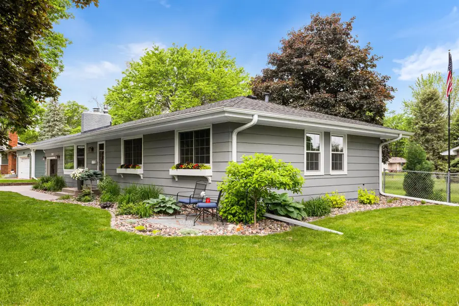 2500 Overlook Drive, Bloomington, MN 55431 - #3