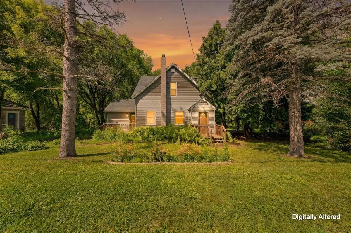 28110 Old Towne Road, Chisago City, MN 55013 - #1
