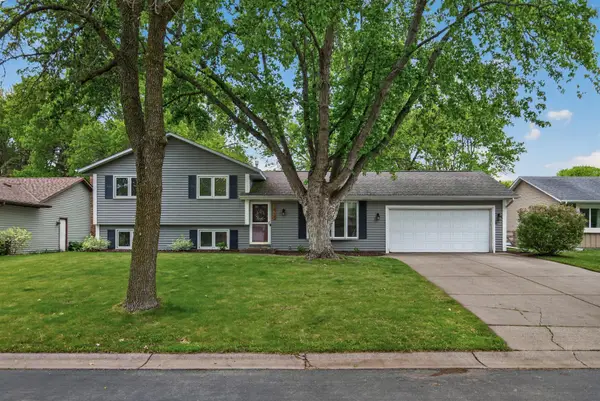 14735 91st Place N, Maple Grove, MN 55369