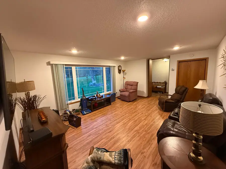 1228 Edgewood Drive, Thief River Falls, MN 56701 - #3
