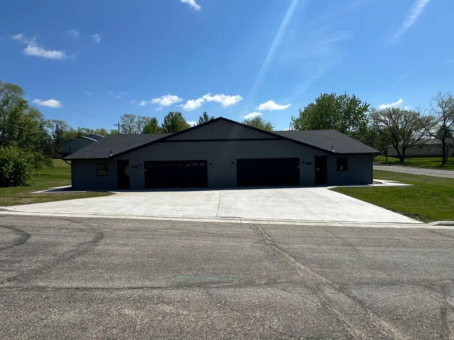 304 Birch Street N, Sauk Centre, MN 56378 - #2