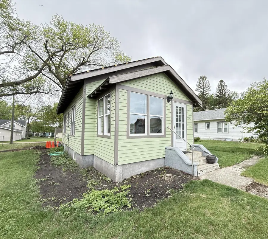 246 E Rooney Avenue, Appleton, MN 56208 - #2