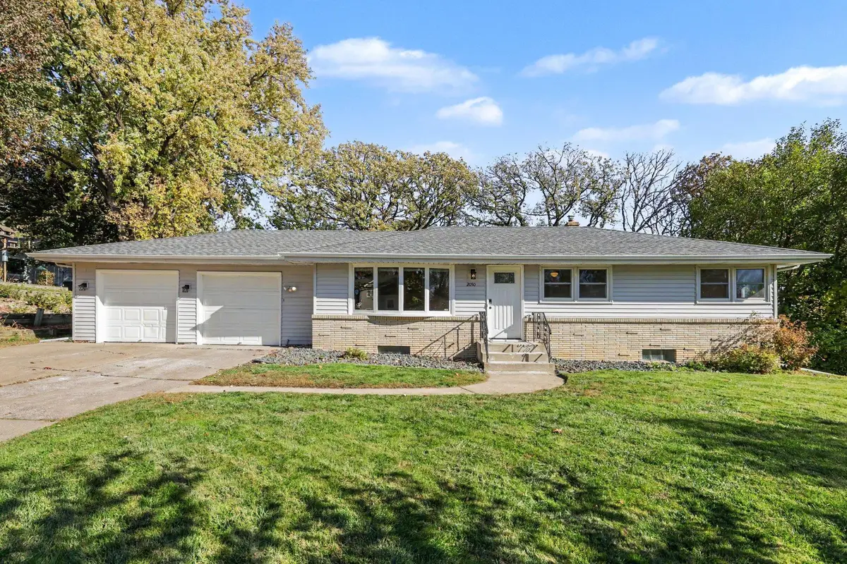 2050 Farrington Street, Roseville, MN 55113 - #1