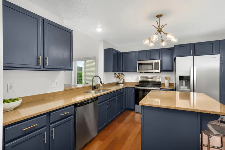 229 Arabian Avenue W, Shakopee, MN 55379 - #2