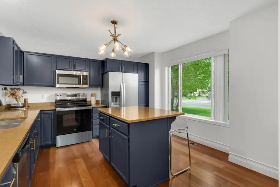 229 Arabian Avenue W, Shakopee, MN 55379 - #3