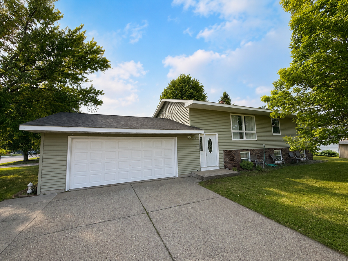 5250 W 9th Street, Winona, MN 55987 - #1