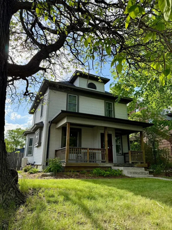 3746 1st Avenue S, Minneapolis, MN 55409