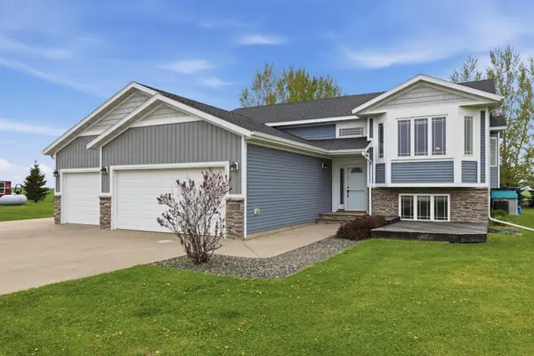 520 3rd Street W, Sabin, MN 56580