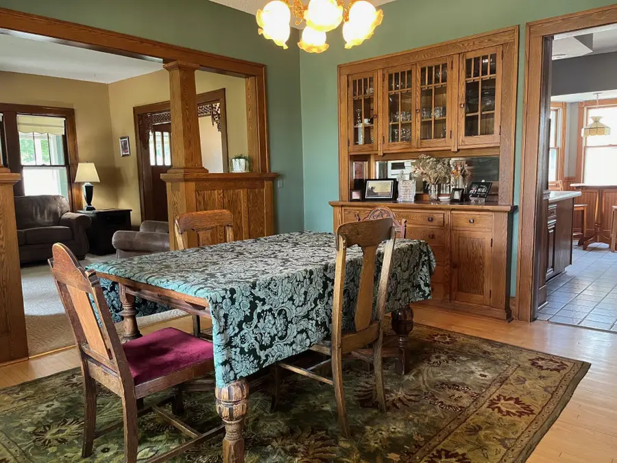 802 N Ramsey Avenue, Litchfield, MN 55355 - #3