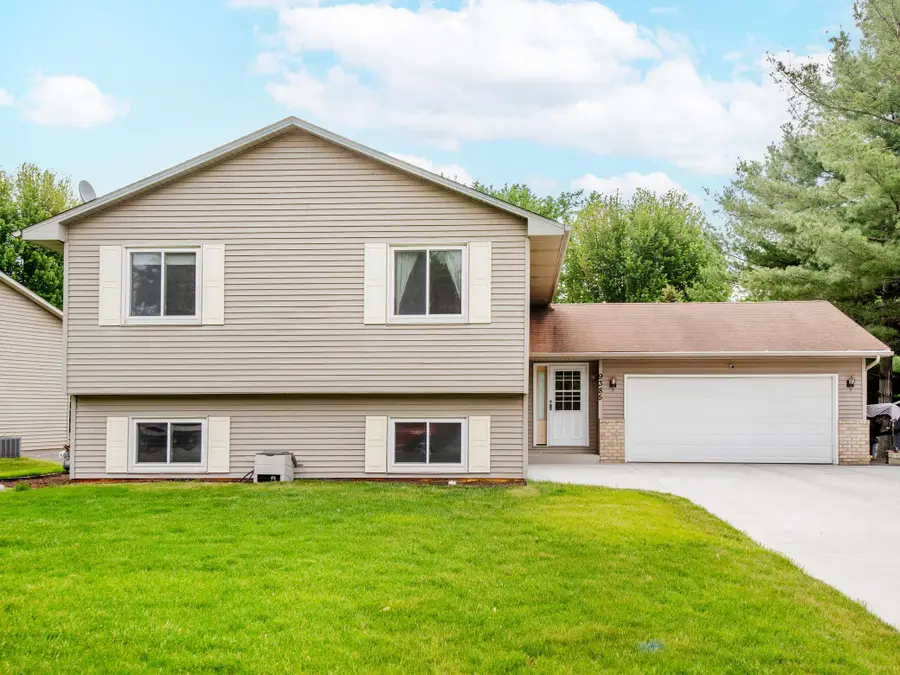 9385 Jasmine Avenue S, Cottage Grove, MN 55016 - #2