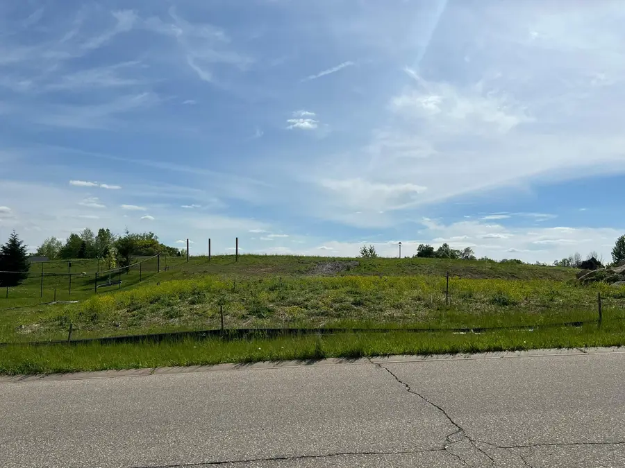 2560 Sunny Meadow Lane, Red Wing, MN 55066 - #2