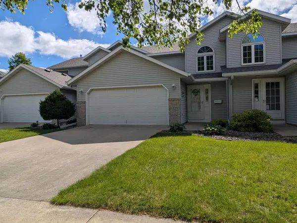 2316 Viola Heights Drive Ne, Rochester, MN 55906