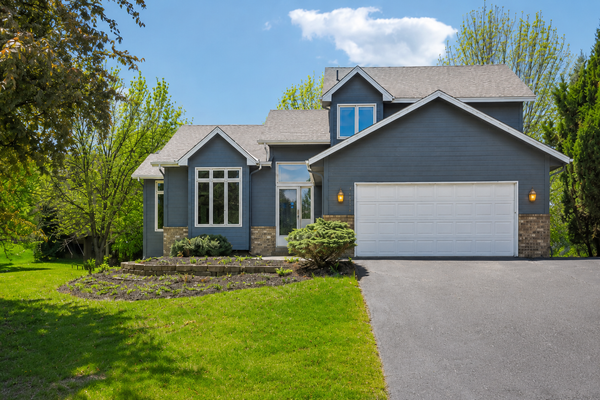 14835 39th Avenue N, Plymouth, MN 55446