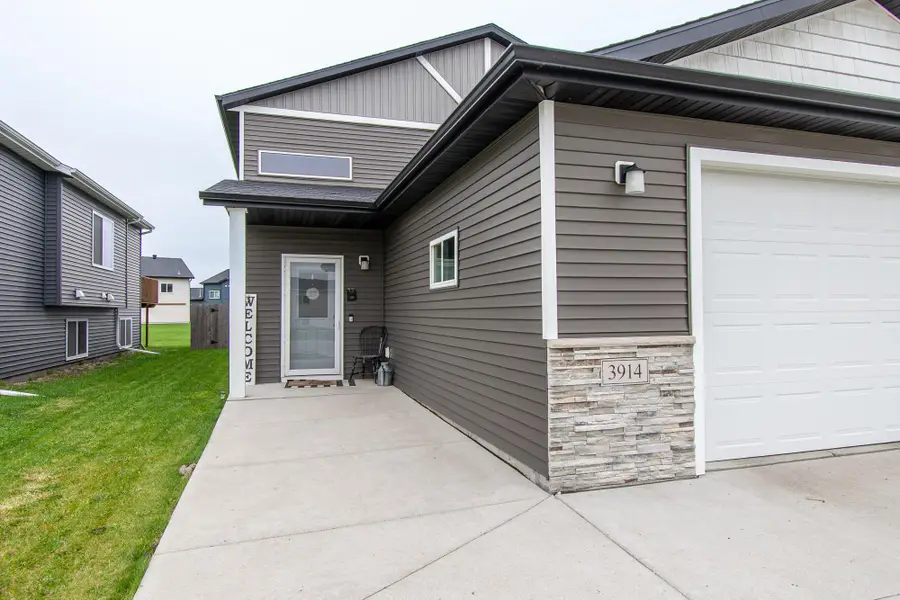 3914 31st Street S, Moorhead, MN 56560 - #2