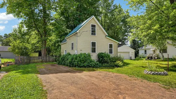 204 Noble Street, Hinckley, MN 55037