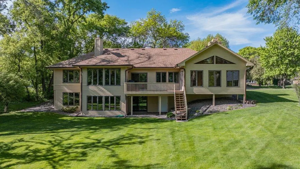 9915 29th Avenue N, Plymouth, MN 55441 - #1