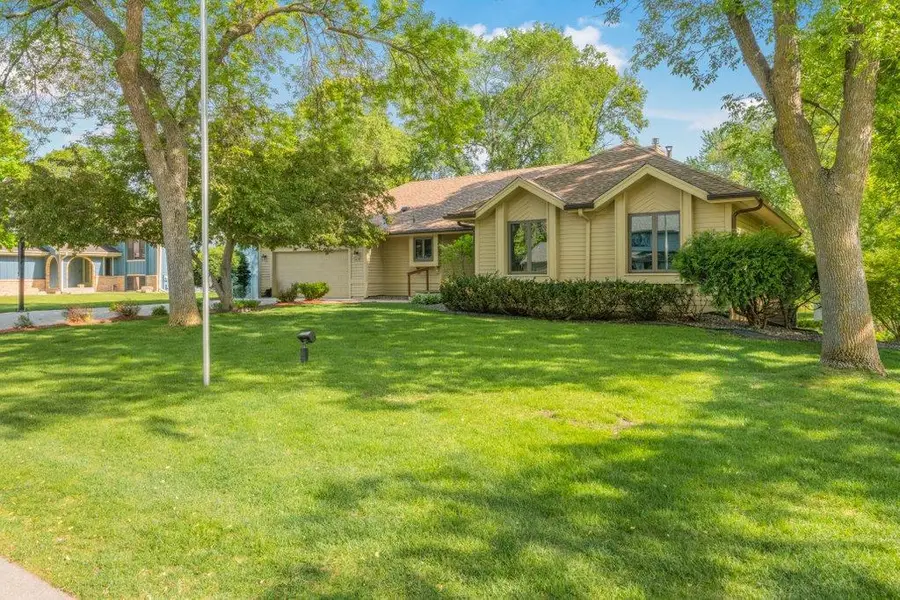 9915 29th Avenue N, Plymouth, MN 55441 - #2
