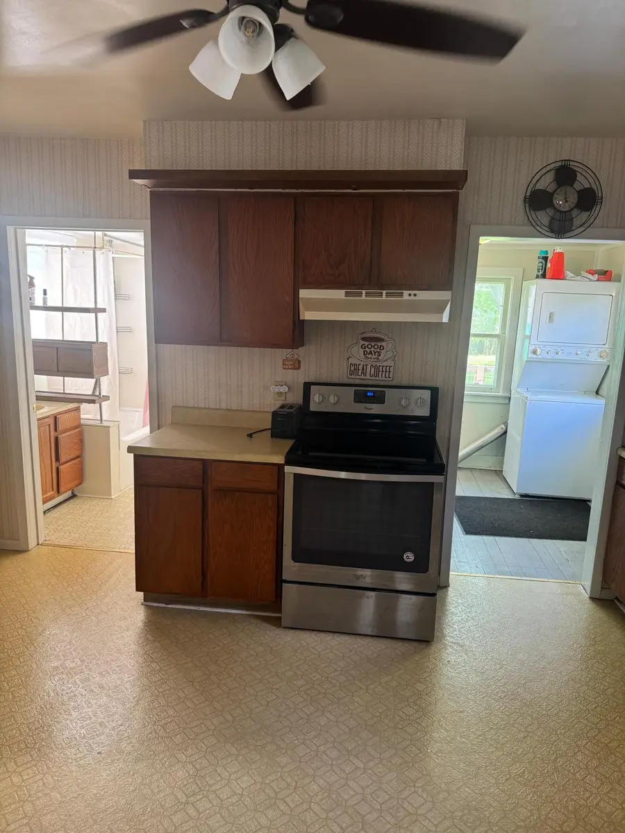 408 W Nokomis Street, Osakis, MN 56360 - #3