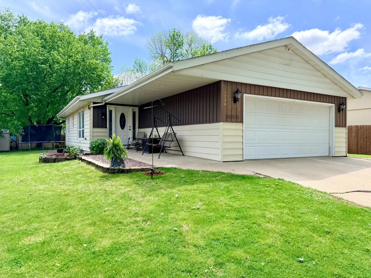 1736 Douglas Avenue, Worthington, MN 56187 - #1